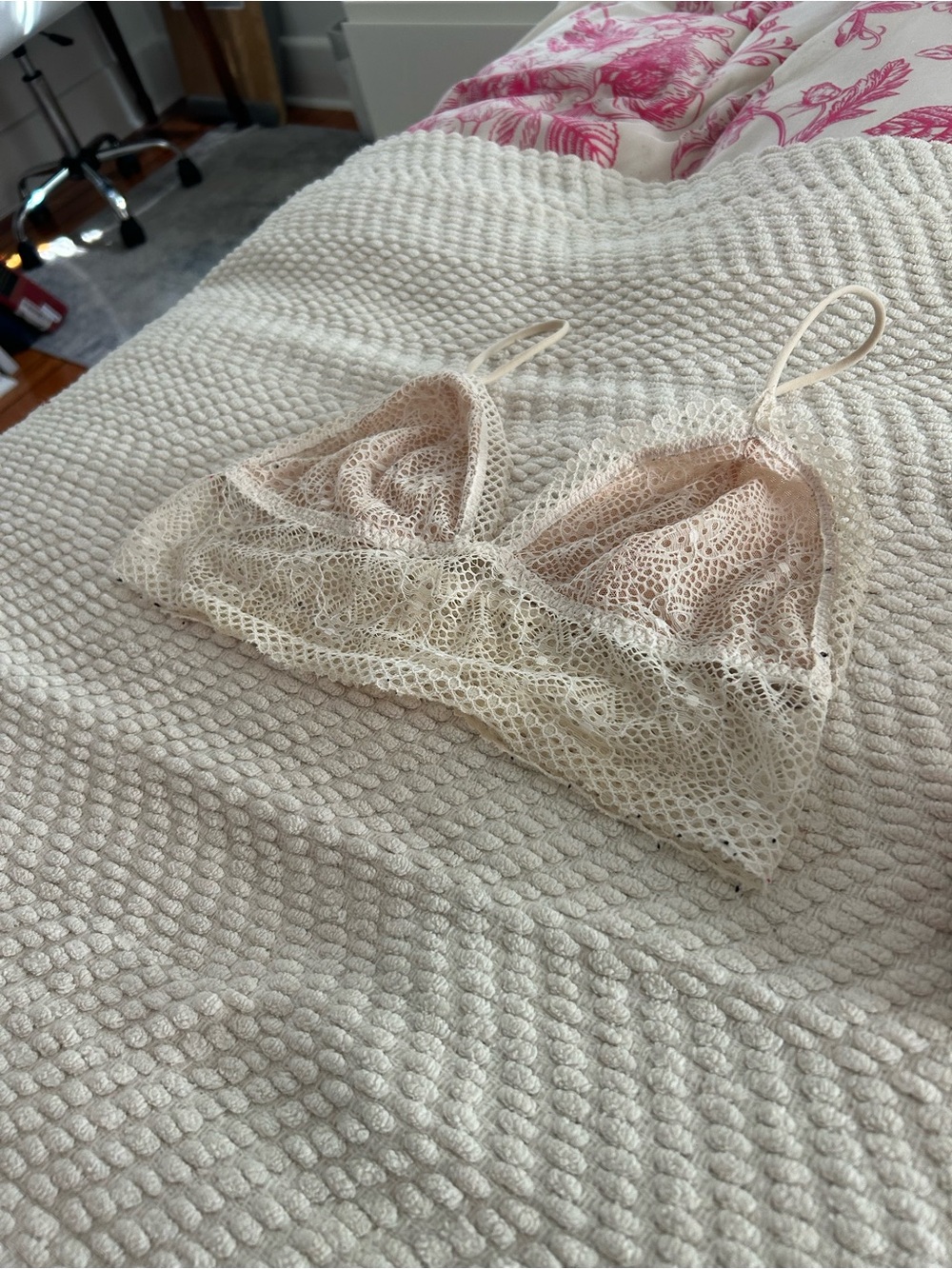 Cream lace bralette